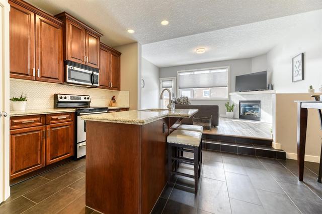 3811 14 Street Sw, House detached with 4 bedrooms, 2 bathrooms and 2 parking in Calgary AB | Image 11
