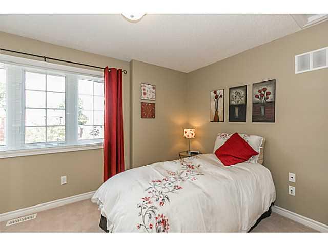 83 Cloughley Dr, House detached with 4 bedrooms, 4 bathrooms and null parking in Barrie ON | Image 17