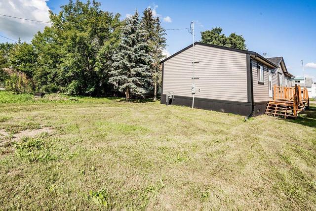 4616 50 Street, House detached with 3 bedrooms, 2 bathrooms and 3 parking in Rycroft AB | Image 2