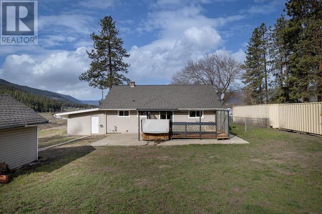 5093 Salmon River Rd Road, House detached with 3 bedrooms, 1 bathrooms and null parking in Spallumcheen BC | Image 36