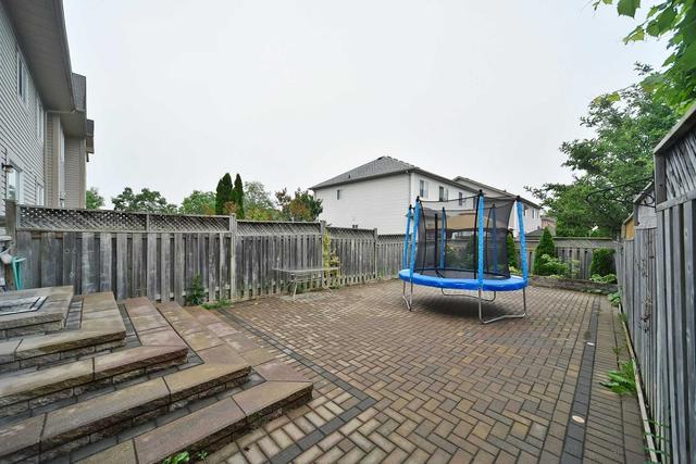 63 Candlebrook Dr, House attached with 3 bedrooms, 3 bathrooms and 3 parking in Whitby ON | Image 24