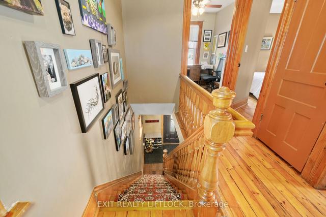 99 Lynch St, House detached with 4 bedrooms, 2 bathrooms and 2 parking in Peterborough ON | Image 15