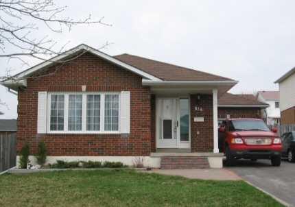 856 Meadowhill Crt, House detached with 3 bedrooms, 2 bathrooms and 6 parking in Oshawa ON | Image 1