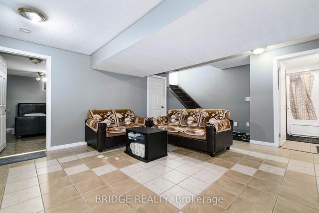 830 Stonegate Dr, House detached with 3 bedrooms, 3 bathrooms and 4 parking in Woodstock ON | Image 16