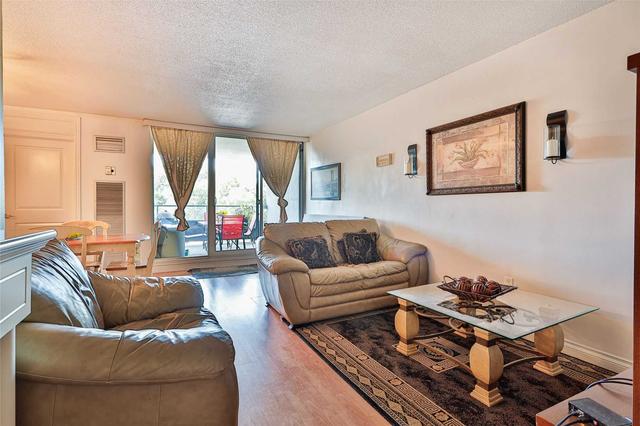 316 - 75 Emmett Ave, Condo with 2 bedrooms, 2 bathrooms and 1 parking in Toronto ON | Image 2
