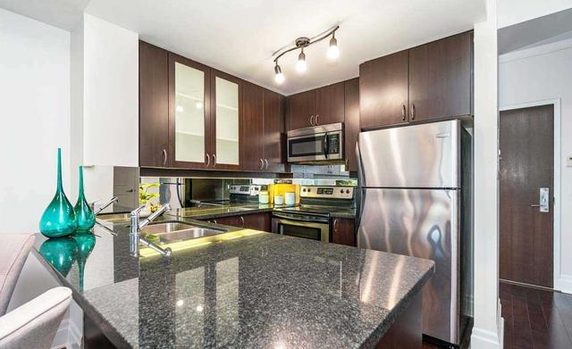 602 - 21 Upper Duke Cres, Condo with 1 bedrooms, 1 bathrooms and 1 parking in Markham ON | Image 3