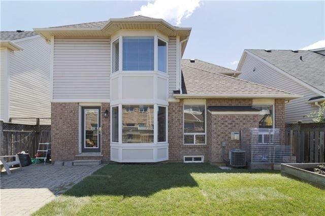 611 Bennett Blvd, House detached with 3 bedrooms, 3 bathrooms and 2 parking in Milton ON | Image 6