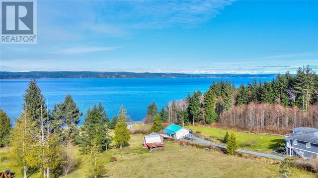 850 Lanqvist Rd, House detached with 3 bedrooms, 2 bathrooms and 6 parking in Mount Waddington C BC | Image 44