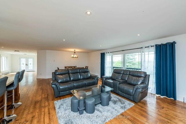 16804 Centreville Creek Rd, House detached with 2 bedrooms, 3 bathrooms and 2 parking in Caledon ON | Image 8