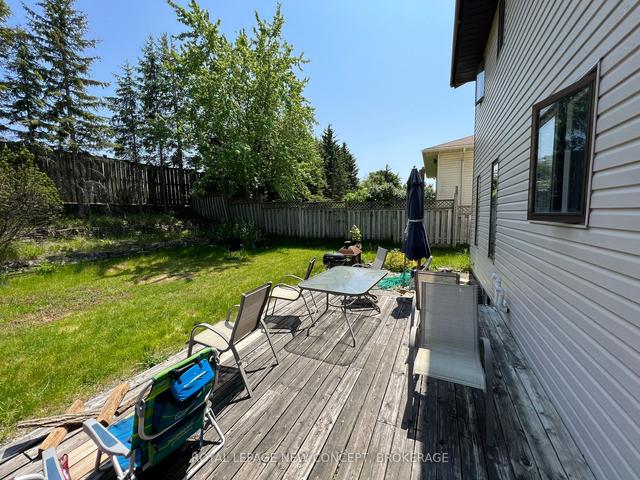 968 Mcpherson Cres, House detached with 3 bedrooms, 4 bathrooms and 6 parking in Kincardine ON | Image 6