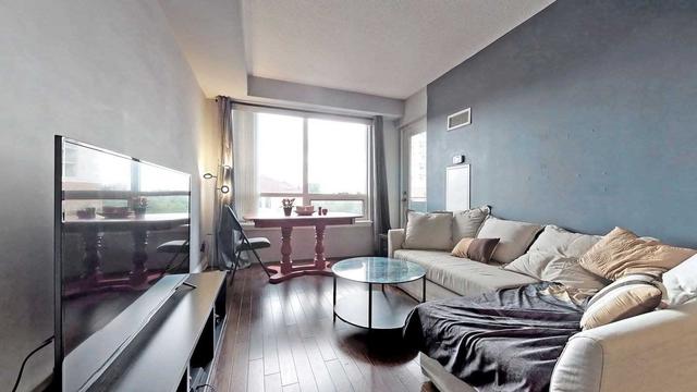 303 - 520 Steeles Ave W, Condo with 1 bedrooms, 2 bathrooms and 1 parking in Vaughan ON | Image 3