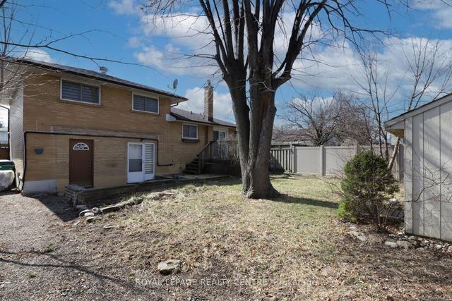 32 Coniston Ave, House detached with 3 bedrooms, 2 bathrooms and 5 parking in Brampton ON | Image 28