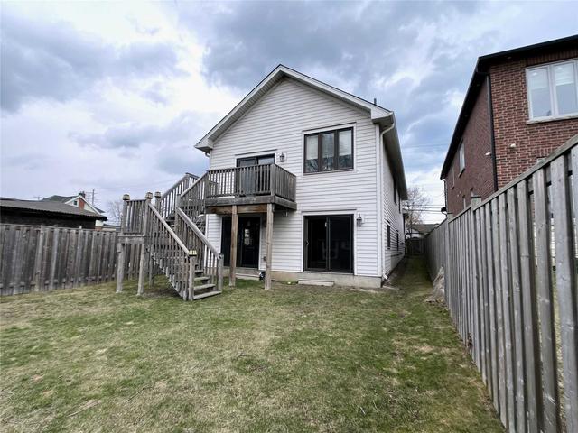 148 Beach Blvd, House detached with 2 bedrooms, 3 bathrooms and 3 parking in Hamilton ON | Image 29