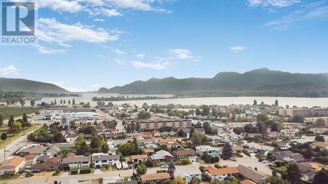 8 Willow Crescent, House detached with 5 bedrooms, 2 bathrooms and 2 parking in Osoyoos BC | Image 45