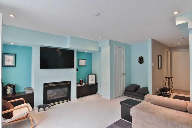 123 Harbourview Cres, House attached with 3 bedrooms, 4 bathrooms and 2 parking in Toronto ON | Image 24