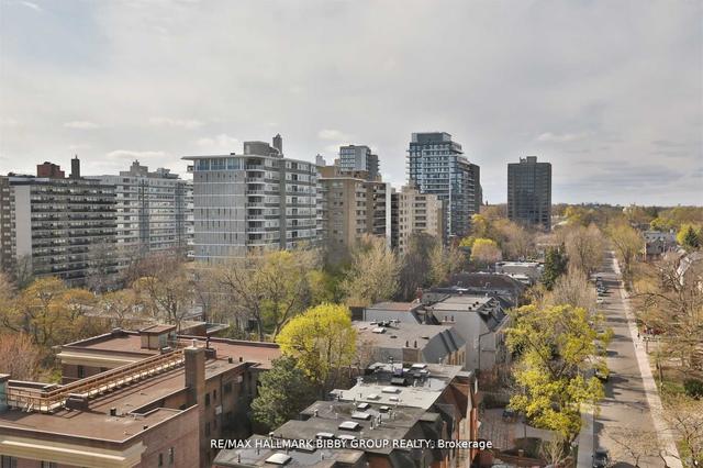 819 - 111 St Clair Ave W, Condo with 3 bedrooms, 4 bathrooms and 2 parking in Toronto ON | Image 22