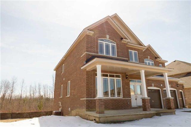 79 Dr. George Burrows Pkwy, House detached with 4 bedrooms, 4 bathrooms and 6 parking in Aurora ON | Image 2