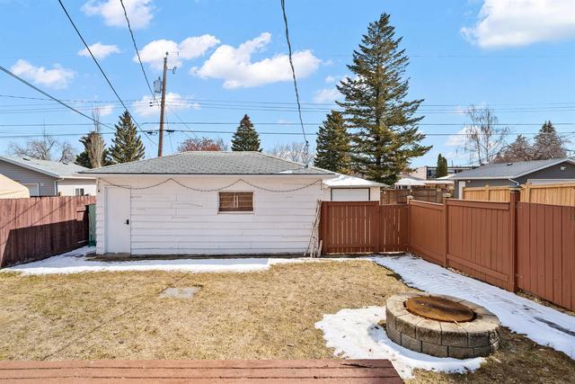 2716 41 Street Sw, House detached with 4 bedrooms, 2 bathrooms and 3 parking in Calgary AB | Image 27