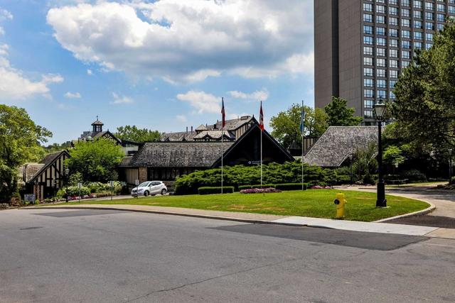 401 - 50 Old Mill Rd, Condo with 2 bedrooms, 2 bathrooms and 2 parking in Toronto ON | Image 36