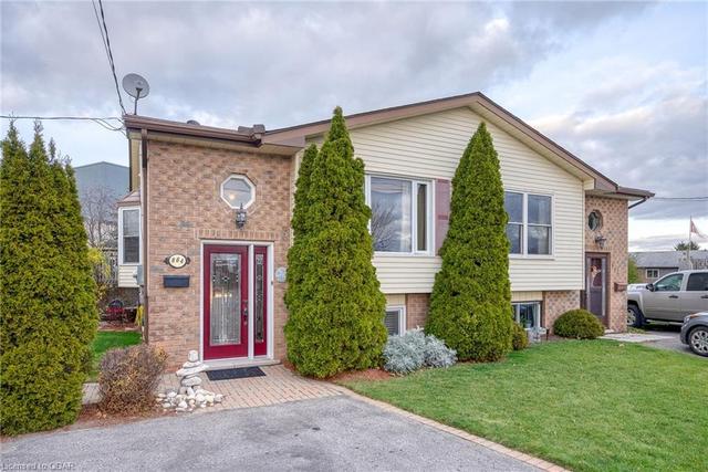 864 Hooey Court, House semidetached with 3 bedrooms, 2 bathrooms and 2 parking in Cobourg ON | Image 13