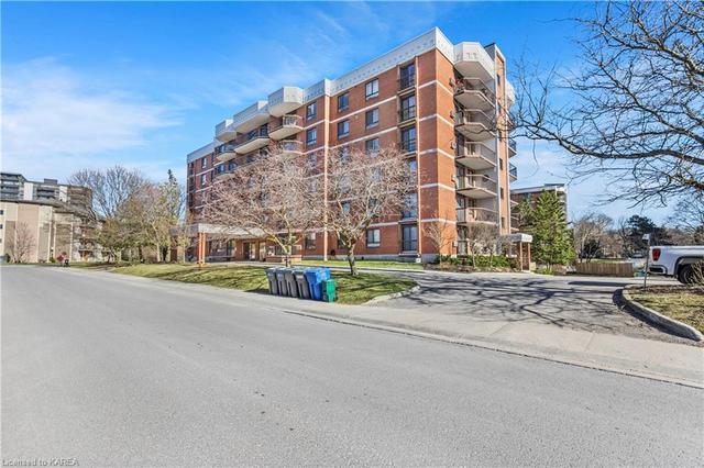 608 - 14 Greenview Drive, House attached with 1 bedrooms, 1 bathrooms and 1 parking in Kingston ON | Image 24