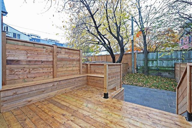 304 Brock Ave, House attached with 3 bedrooms, 4 bathrooms and 0 parking in Toronto ON | Image 27