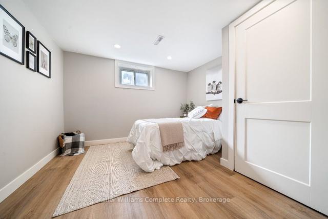 67 West 1st St, House detached with 3 bedrooms, 3 bathrooms and 3 parking in Hamilton ON | Image 19