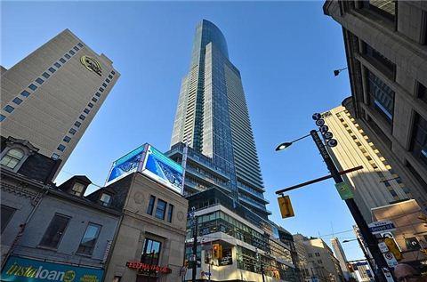 7114 - 388 Yonge St, Condo with 2 bedrooms, 2 bathrooms and 1 parking in Toronto ON | Image 1