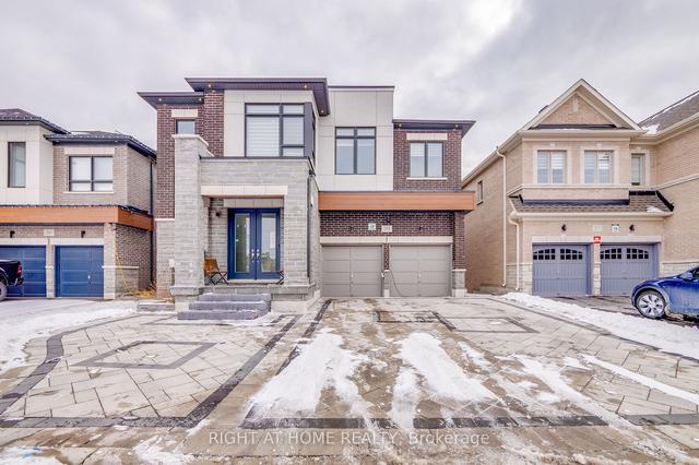213 Agro St, House detached with 4 bedrooms, 5 bathrooms and 7 parking in Hamilton ON | Image 1