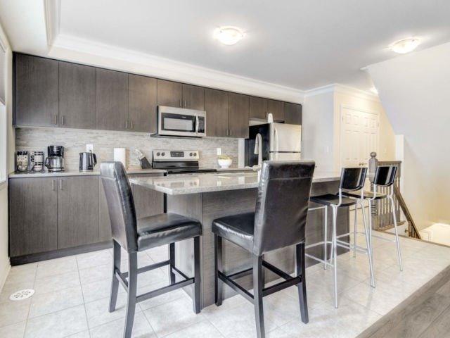 115 Frost Crt, House attached with 3 bedrooms, 3 bathrooms and 2 parking in Milton ON | Image 15