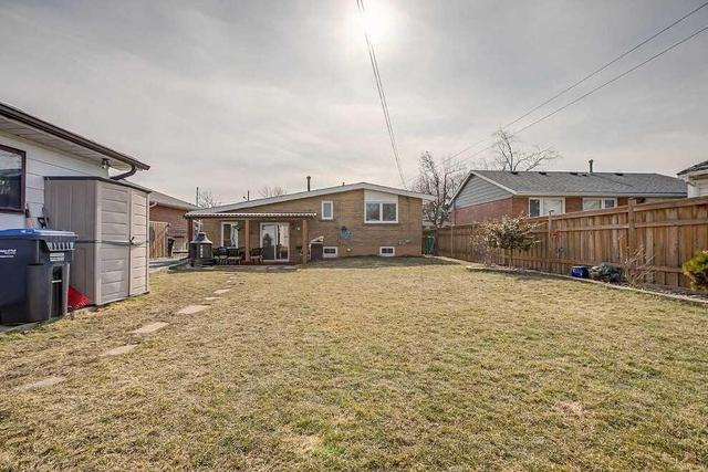 7 Alston Crt, House detached with 3 bedrooms, 2 bathrooms and 4 parking in Brampton ON | Image 31