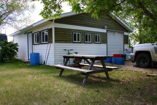 102 3rd Street W, House detached with 4 bedrooms, 3 bathrooms and 5 parking in Marsden SK | Image 46