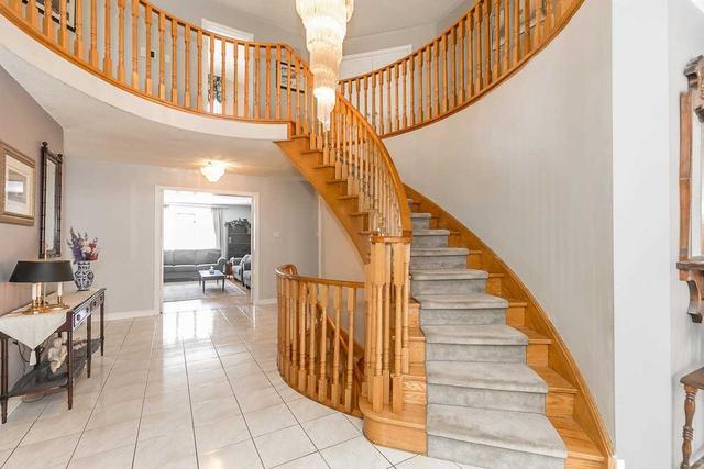 863 Filiberto Pl, House detached with 4 bedrooms, 4 bathrooms and 6 parking in Newmarket ON | Image 36