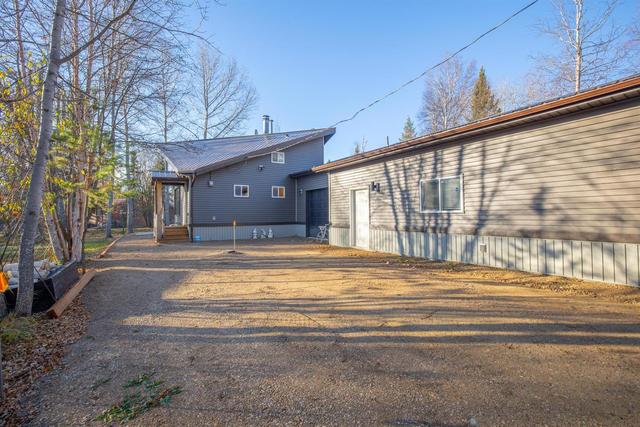 811 Long Lake Drive, House detached with 3 bedrooms, 1 bathrooms and 8 parking in Thorhild County AB | Image 23