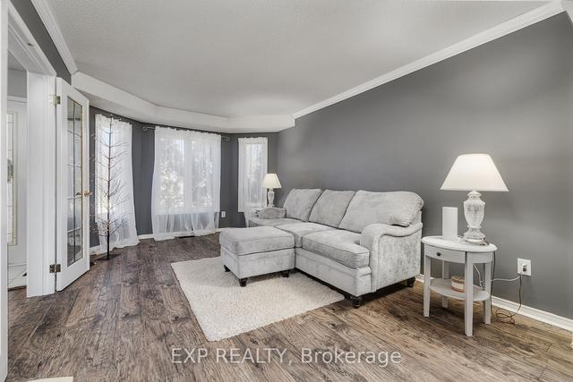 483 Saginaw Pkwy, House detached with 4 bedrooms, 3 bathrooms and 4 parking in Cambridge ON | Image 37