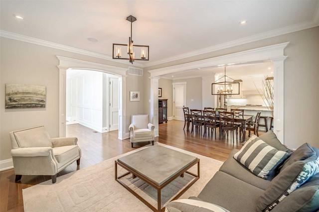 335 South St, House detached with 4 bedrooms, 5 bathrooms and 6 parking in Whitchurch Stouffville ON | Image 3