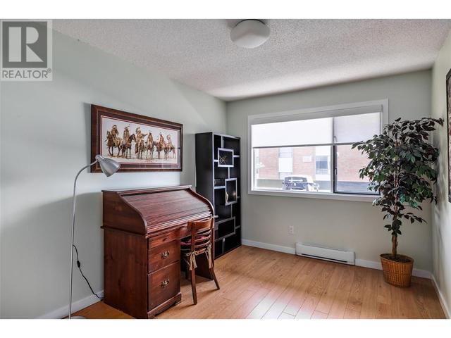 203 - 1056 Bernard Avenue, Condo with 2 bedrooms, 2 bathrooms and null parking in Kelowna BC | Image 11