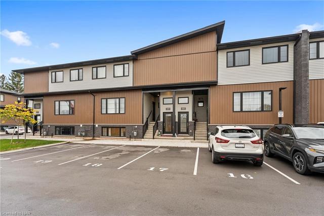 109 - 6591 Montrose Road, House attached with 2 bedrooms, 1 bathrooms and 1 parking in Niagara Falls ON | Image 1