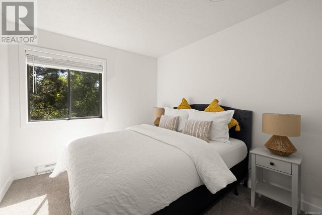 405 - 69 Gorge Rd W, Condo with 2 bedrooms, 2 bathrooms and 1 parking in Saanich BC | Image 14