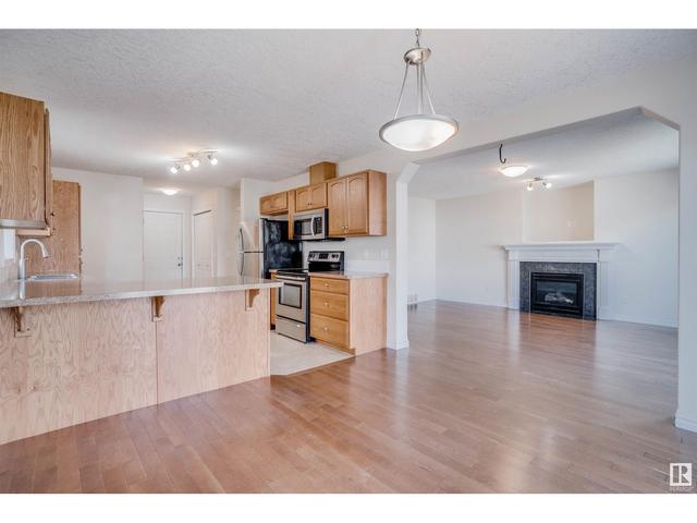 1630 63a St Sw, House detached with 3 bedrooms, 2 bathrooms and null parking in Edmonton AB | Card Image