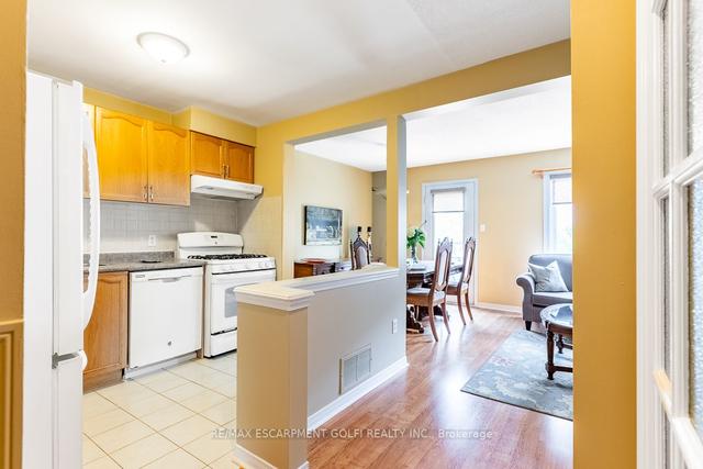 10 - 1809 Upper Wentworth St, Townhouse with 3 bedrooms, 3 bathrooms and 2 parking in Hamilton ON | Image 32