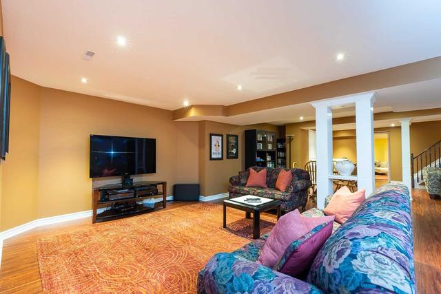 5171 Castlefield Dr, House detached with 4 bedrooms, 4 bathrooms and 6 parking in Mississauga ON | Image 22