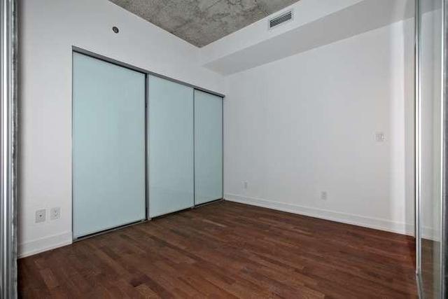713 - 20 Gladstone Ave, Condo with 2 bedrooms, 2 bathrooms and 1 parking in Toronto ON | Image 8