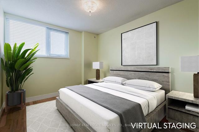1910 - 250 Scarlett Rd, Condo with 3 bedrooms, 2 bathrooms and 1 parking in Toronto ON | Image 25