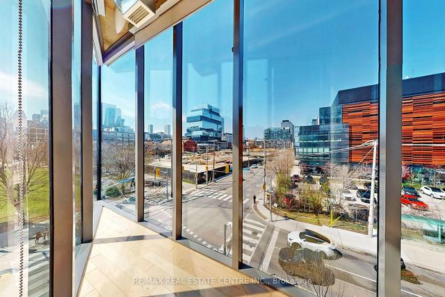 312 - 33 Mill St, Condo with 2 bedrooms, 2 bathrooms and 1 parking in Toronto ON | Image 6