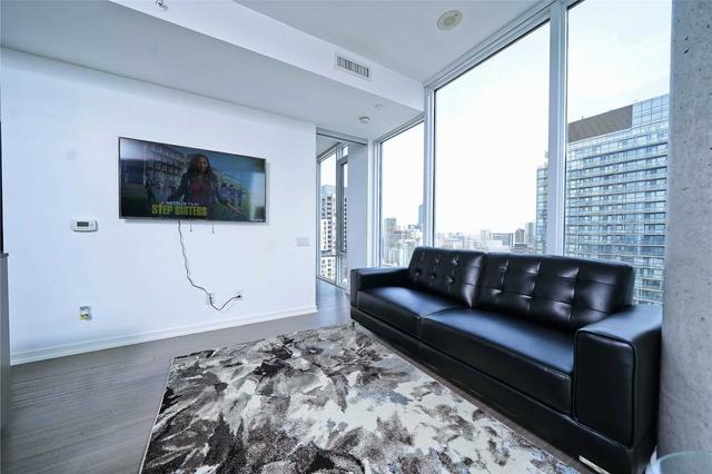 3306 - 101 Peter St, Condo with 2 bedrooms, 1 bathrooms and 0 parking in Toronto ON | Image 31