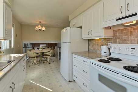 80 Hobbs Dr, House detached with 3 bedrooms, 2 bathrooms and 1 parking in Clarington ON | Image 6