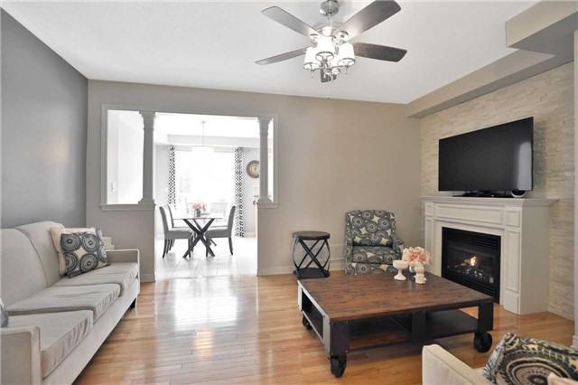 17 Saint Eugene St, House attached with 3 bedrooms, 3 bathrooms and 2 parking in Brampton ON | Image 5