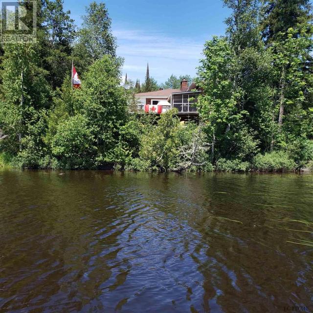 466 Grenfell Rd, House detached with 3 bedrooms, 2 bathrooms and null parking in Timiskaming, Unorganized, West Part ON | Image 2