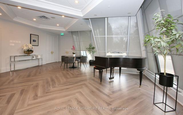 703 - 1 Concorde Pl, Condo with 2 bedrooms, 2 bathrooms and 1 parking in Toronto ON | Image 25
